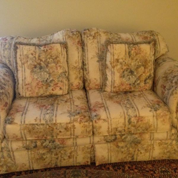 Photo of Like new three seat and two seat floral sofa for sale