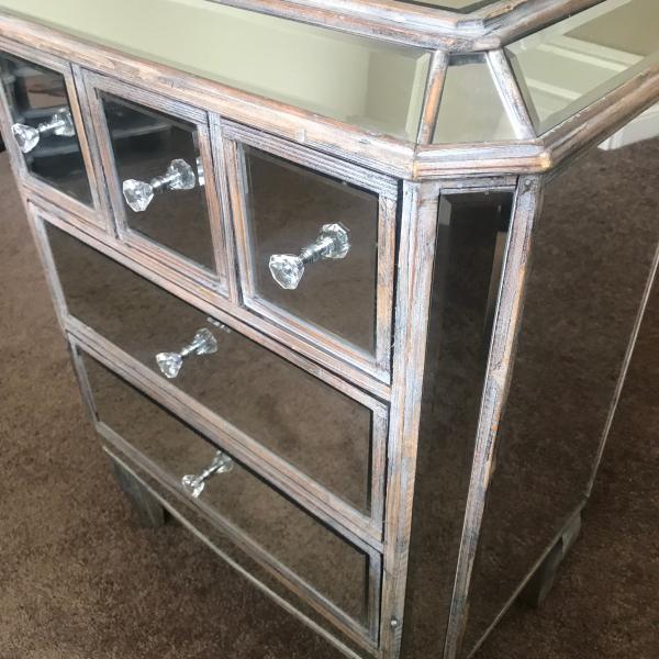 Photo of MIRRORED antique accent table