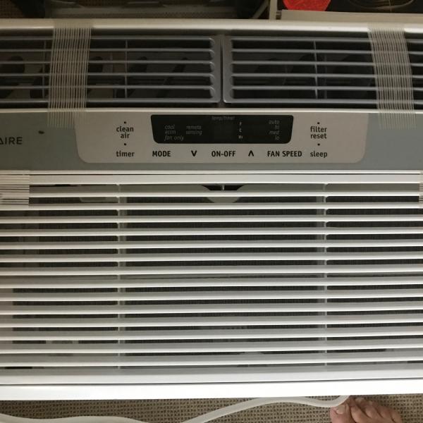 Photo of 8000 BTU  Frigidaire window air conditioner