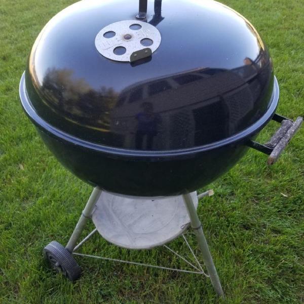 Photo of Large Weber 22" Black Kettle grill 