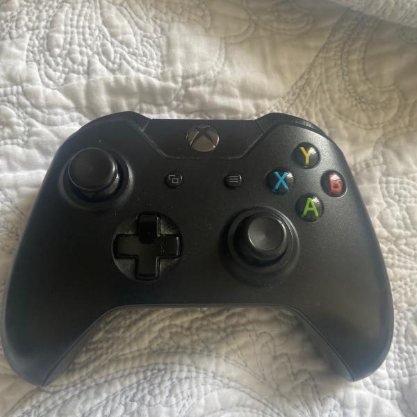 Photo of X-Box One controller 