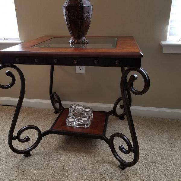 Photo of Coffee Table Set