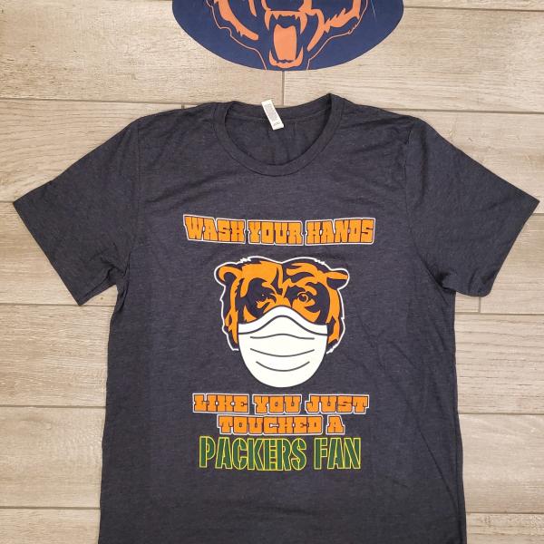 Photo of Chicago Bears Fan T-shirt / Mask combo !