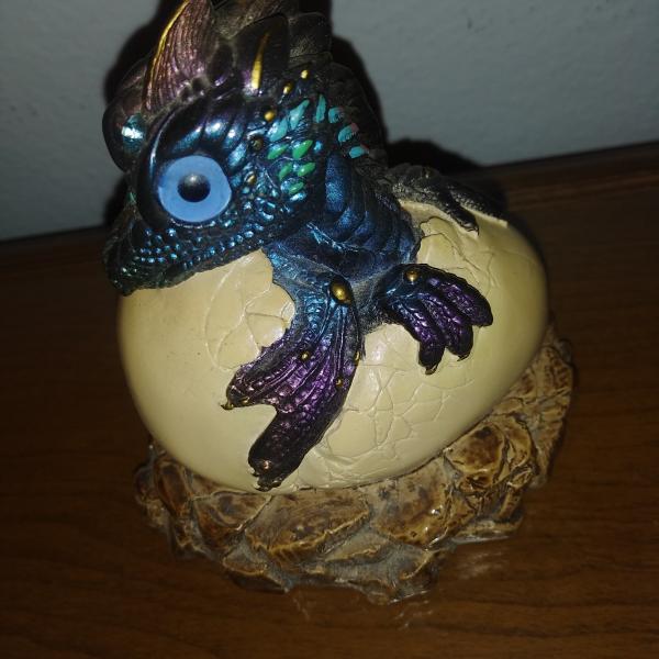 Photo of Windstone Editions 1984 Peacock Hatching Dragon Retired-Very good condition