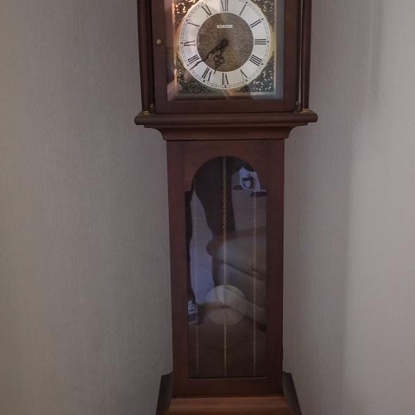 Photo of Seth Thomas grandfather clock