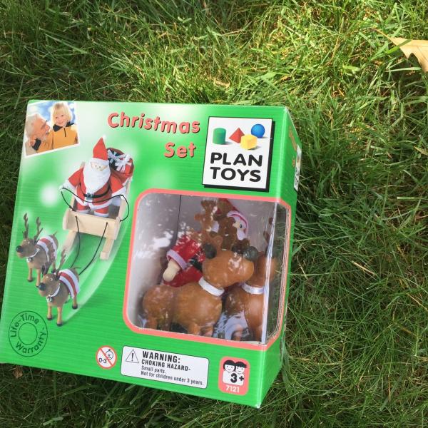 Photo of 2002 Plan Toys Wooden Santa Reindeer Sleigh ...