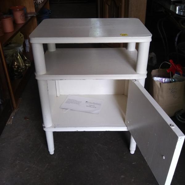 Photo of End Table- white 