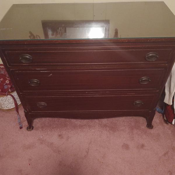 Photo of Chest of Drawers & Full Bed