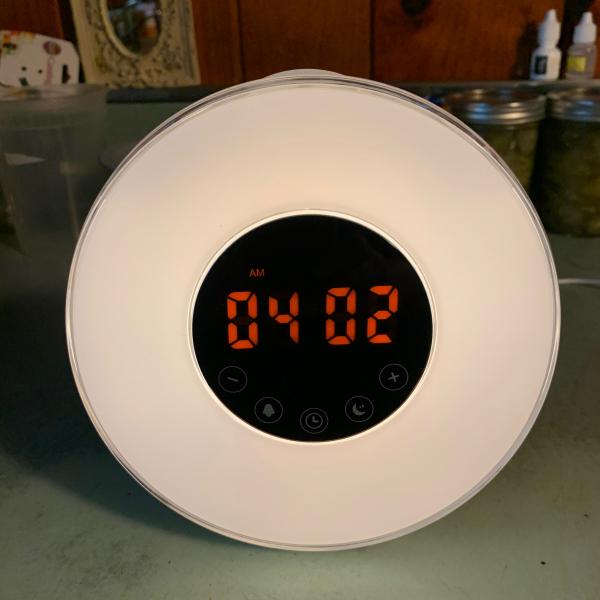 Photo of Radio alarm clock with light 