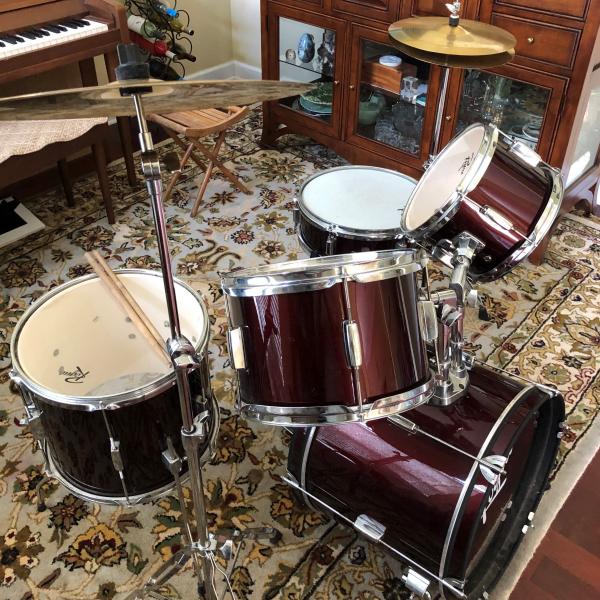 Photo of ROGUE 5 PIECE YOUTH DRUM SET