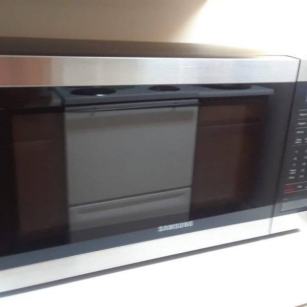 Photo of COUNTER MICROWAVE SAMSUNG