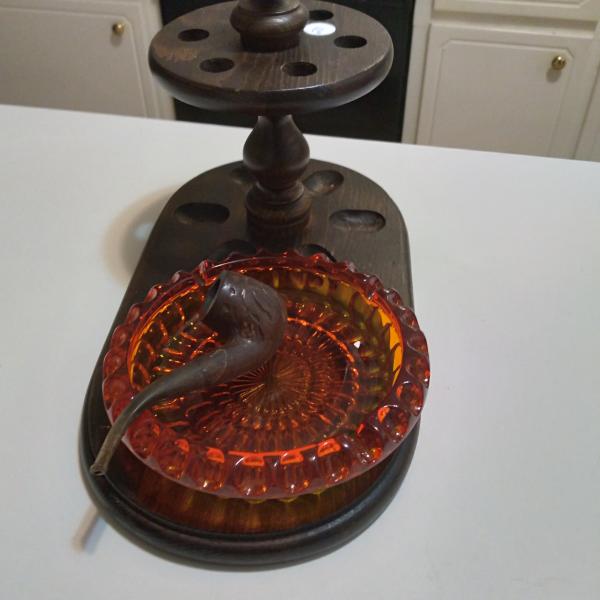 Photo of VINTAGE PIPE STAND