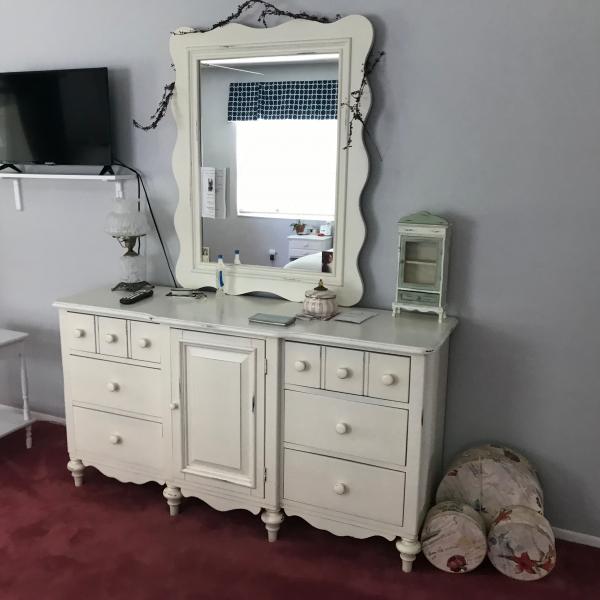 Photo of Dresser with mirror
