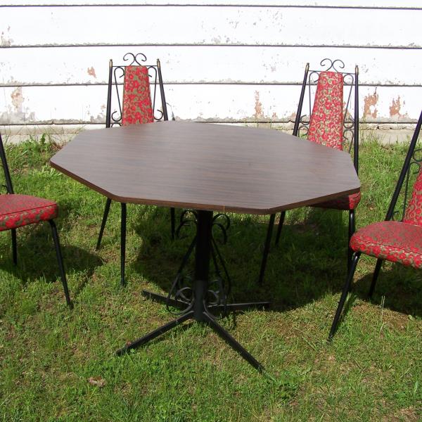 Photo of Dining Table w/4 Chairs
