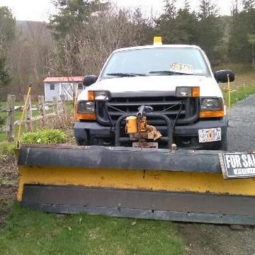Photo of Ford 250 super duty 4x4 w plow