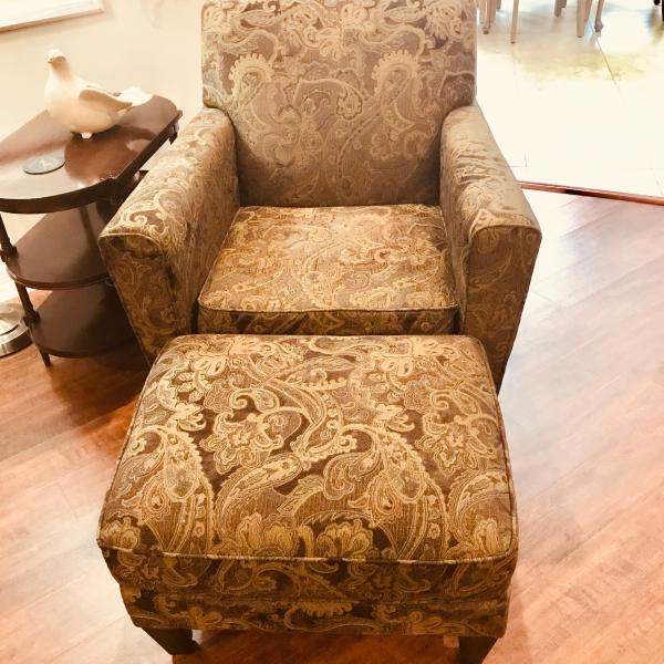 Photo of Recliner and chair with ottoman