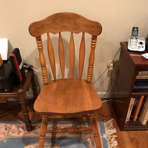 Photo of Side/desk Chair