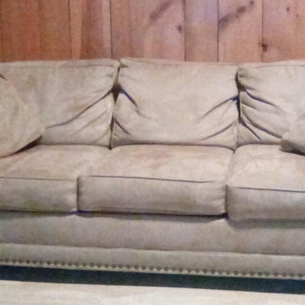 Photo of Lovely beige 7 foot sofa in great comfy condition