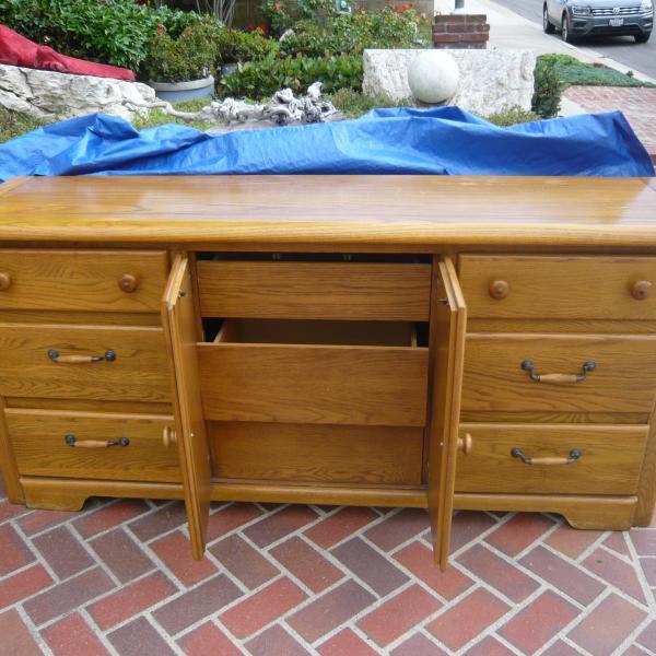 Photo of CHEST/DRESSER - 9 DRAWERS