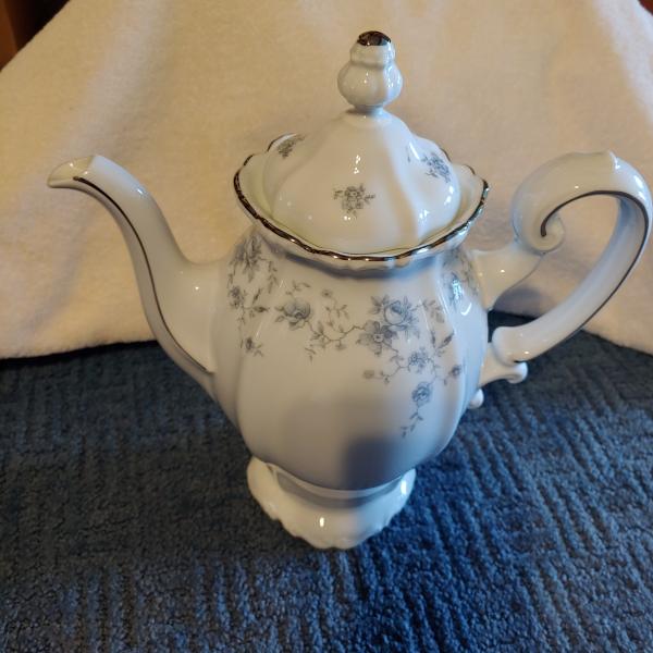 Photo of Johann Haviland Bavaria Germany Fine China Coffee Tea Pot Blue Garland Pattern