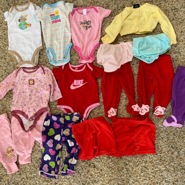 Photo of Assorted Baby Girls Clothing Size 0-6 Months