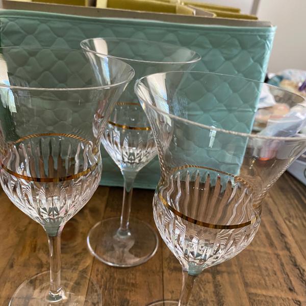 Photo of Set of crystal wine glasses