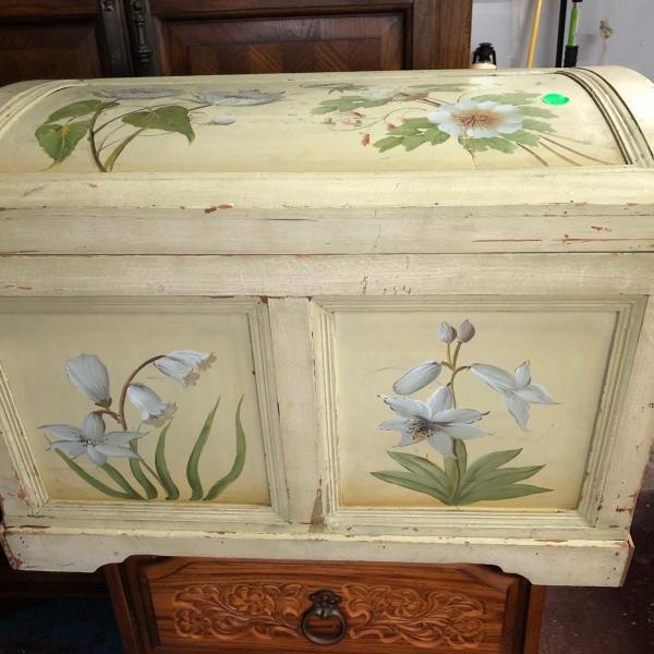 Photo of Antique chest