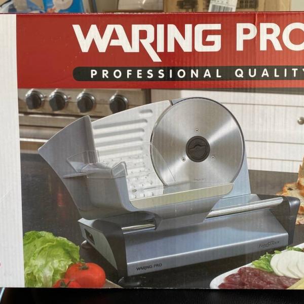 Photo of Waring Pro Food Slicer Model WPS200PC Looks Unused
