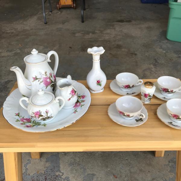 Photo of Rose - Tea set