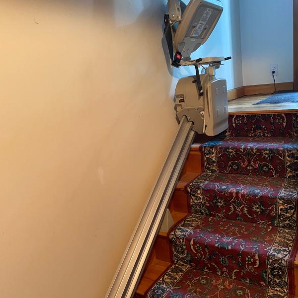 Photo of 2 BRUNO CHAIR LIFT STAIR SRE 3000 2 - 7’8” Rails Electric / Battery