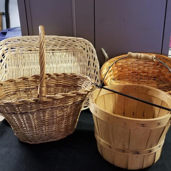 Photo of 4 Baskets