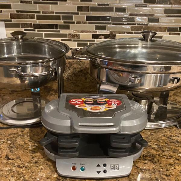 Photo of 2 Chafing Dishes and Egg McMuffin Maker 