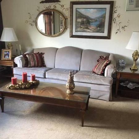 Photo of Living room set- can be separated 