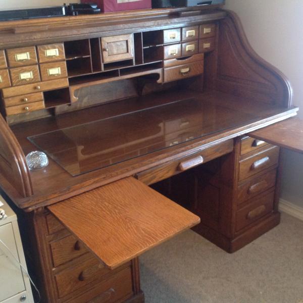 Photo of Excellent antique rolltop desk