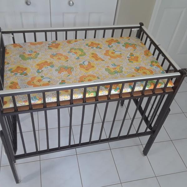Photo of Changing table/infant port-a-crib