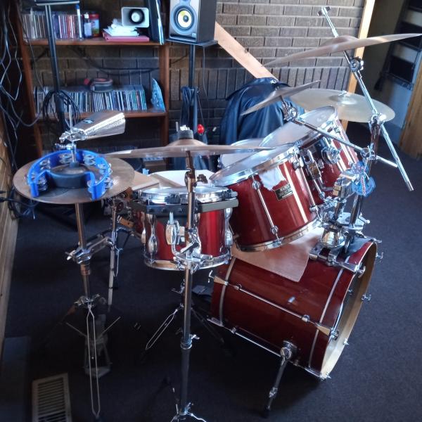Photo of Drum set complete.older set .plays well