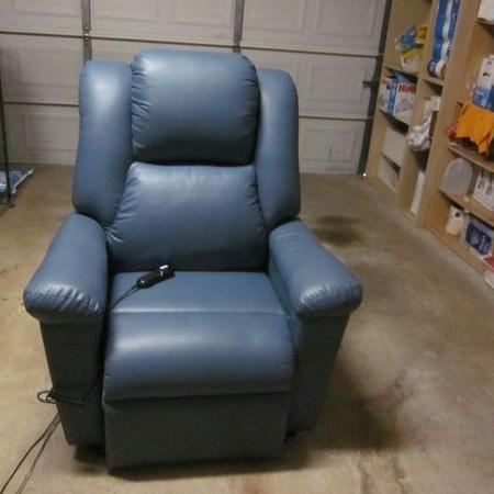 Photo of Relax the Back Lift Chair