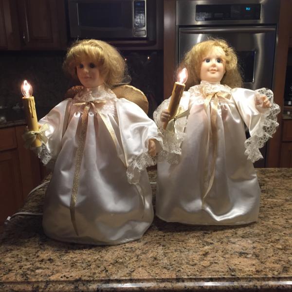 Photo of Set of 2 angels with lights