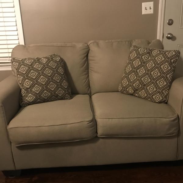 Photo of Couch and love seat 