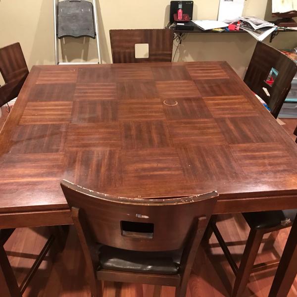 Photo of Dining table 