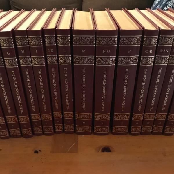 Photo of 1988 World Book Encyclopedias Set, Event Books, Science Year Book 