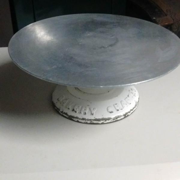 Photo of VINTAGE CAKE STAND
