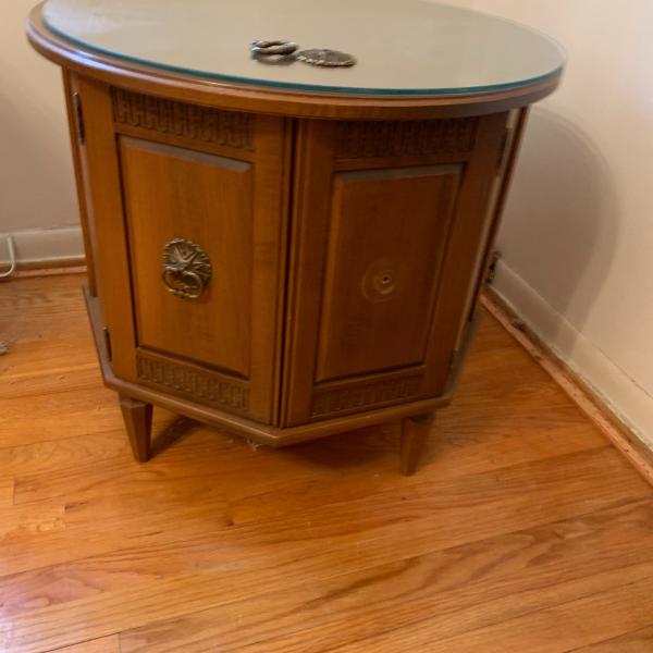 Photo of Vintage early 1950 ornate round table with glass top / solid wood