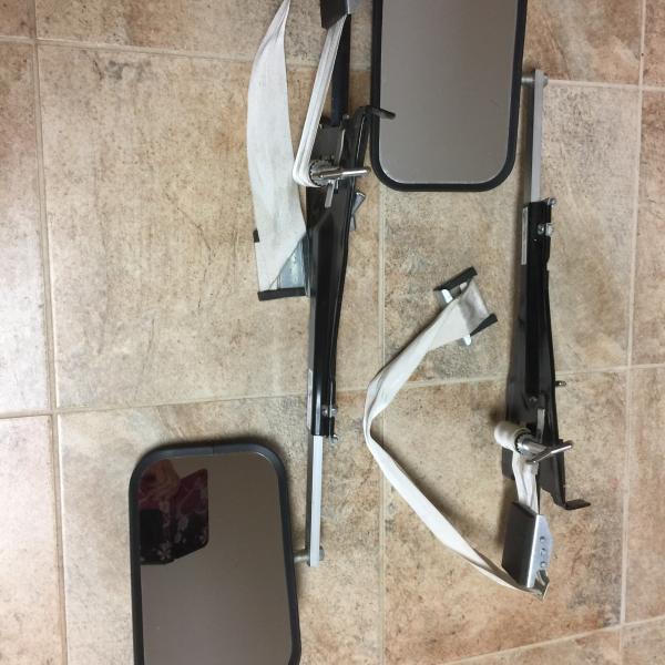 Photo of Towing/trailer retractable mirrors 