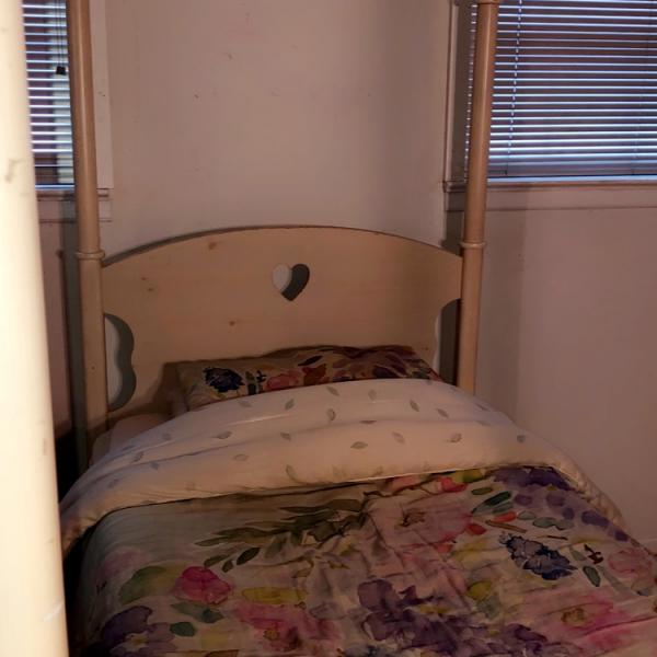 Photo of Bedroom furniture (READ DESCRIPTION❗️)