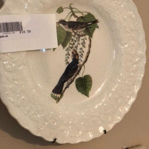 Photo of Bird Decor Plate Set