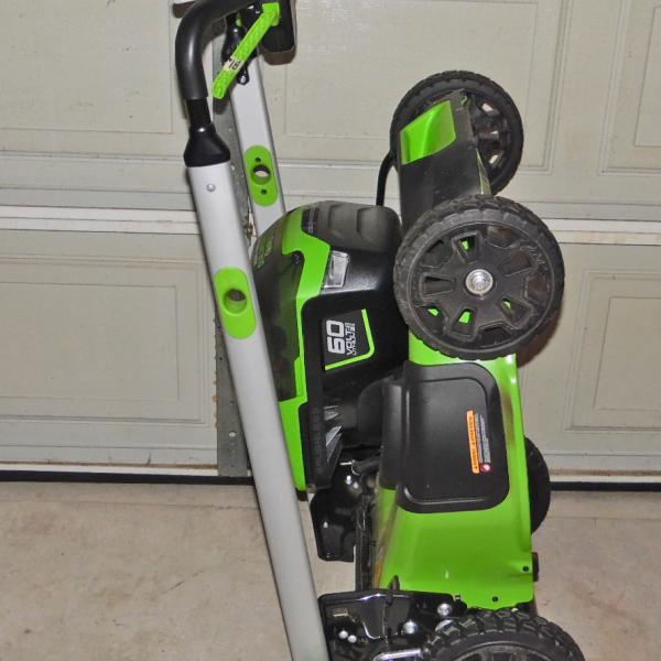 Photo of electric lawn mower