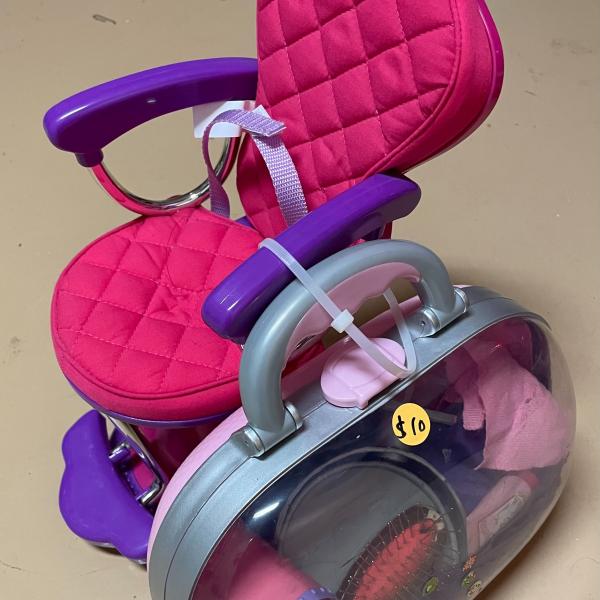 Photo of Doll Salon Chair and Accessories 