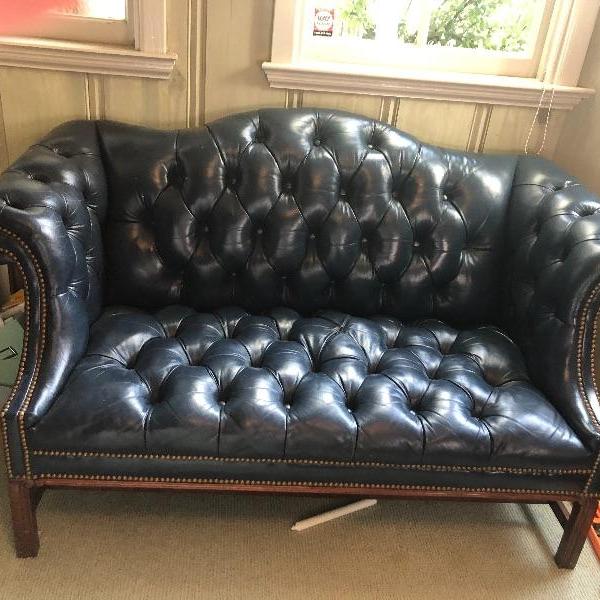 Photo of 2 TUFTED LEATHER LOVE SEATS