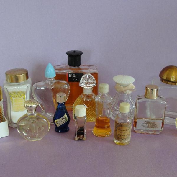 Photo of 14 VTG Mini Perfume Bottles Dana Ungaro Nina Ricci Bourjois Coty Matchabelli 